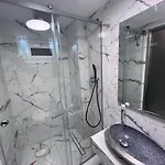 Amarylis Beachfront Appartement *