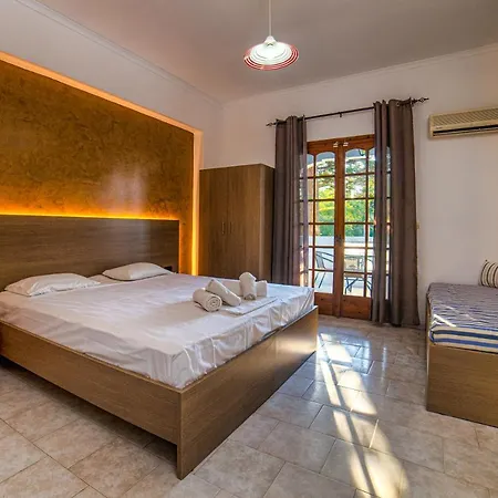 Amarylis Beachfront *