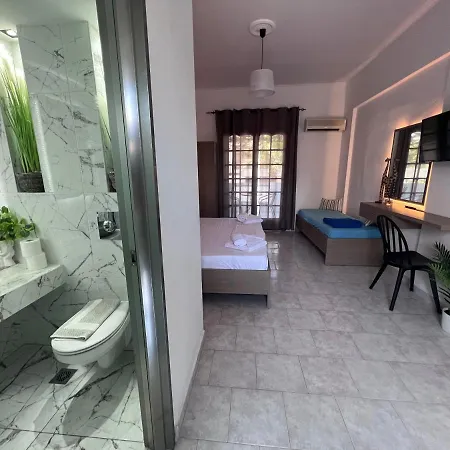 Amarylis Beachfront *