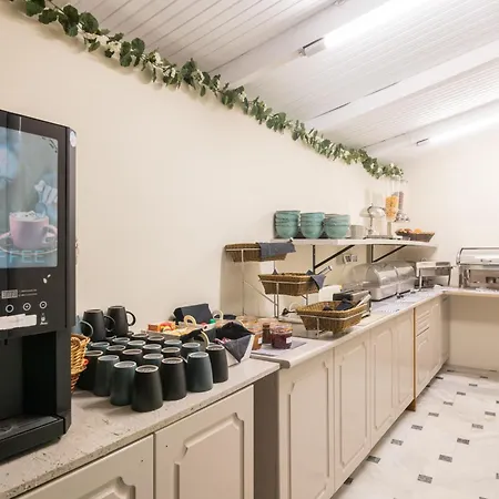 Amarylis Beachfront * Amoudi