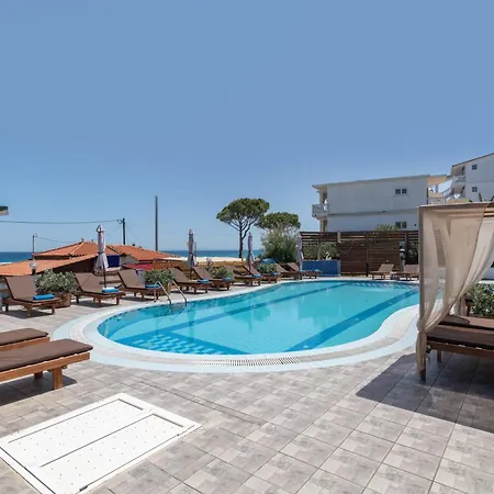 Amarylis Beachfront Amoudi