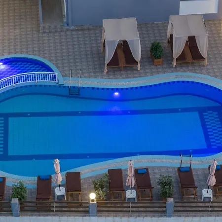 Amarylis Beachfront Apartmán