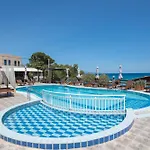 Amarylis Beachfront *