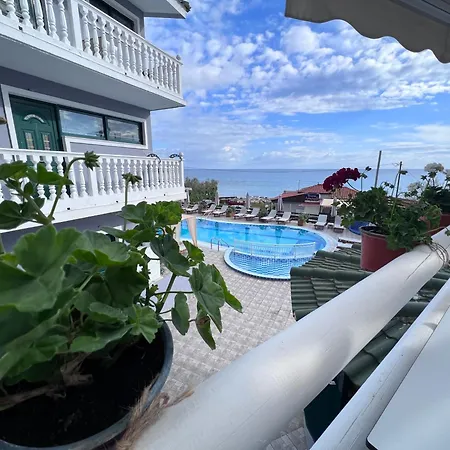 Amarylis Beachfront