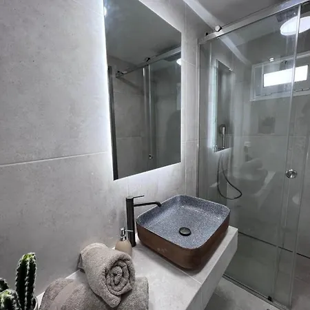 Amarylis Beachfront *